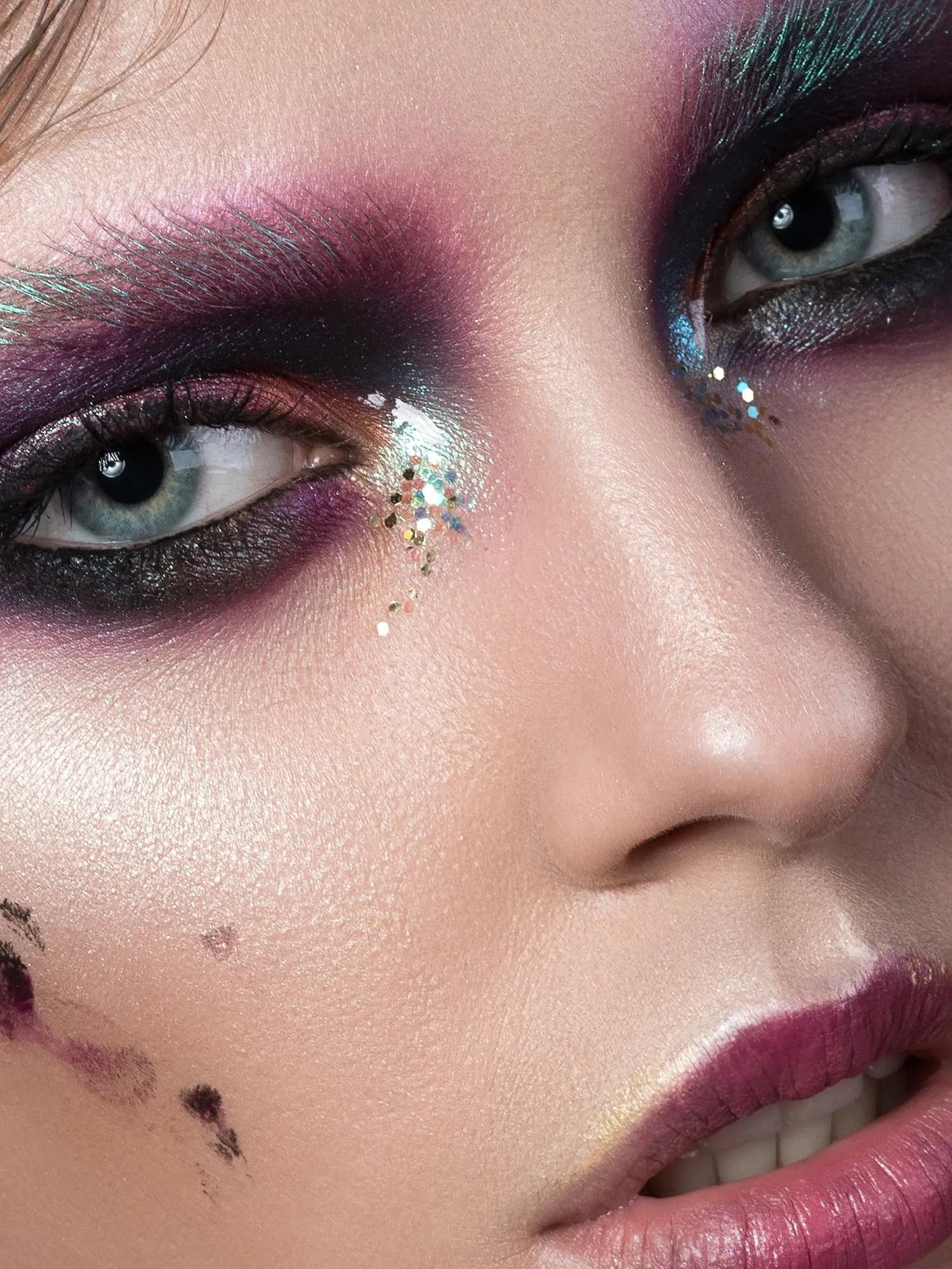 Complete Gomar Beauty makeup look